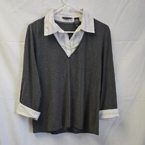 New York & Company Gray Long Sleeve Top with White Accents